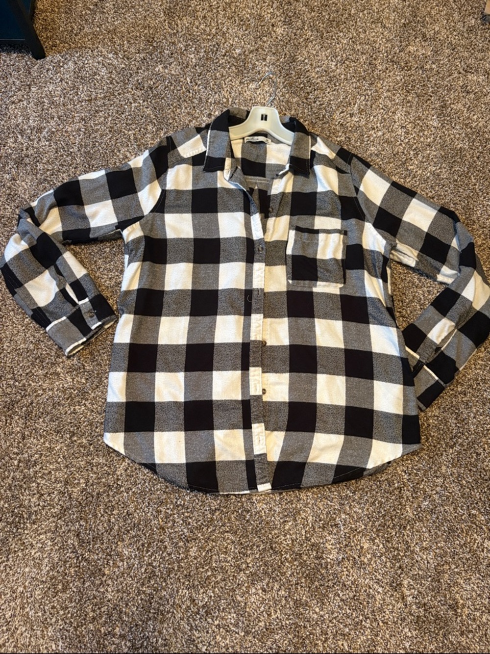 Black and White Checker womens Button-Up flannel Hollister